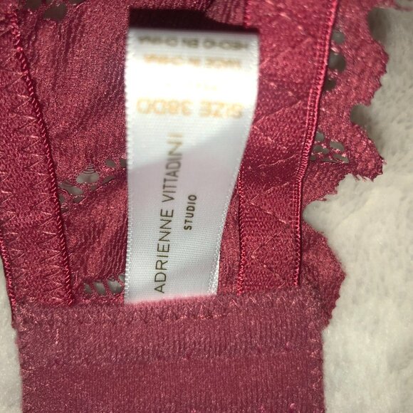 Adrienne Vittadini Studio Red Lacy Bra 38DD - Picture 8 of 11